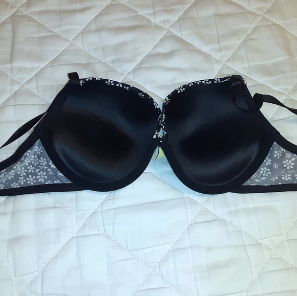 Bra - Picture 2 of 4